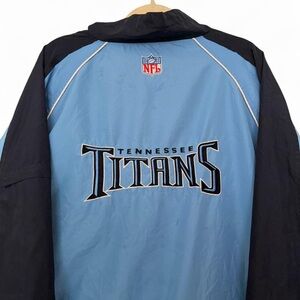 Tennessee Titans NFL embroidered windbreaker jacket size XL